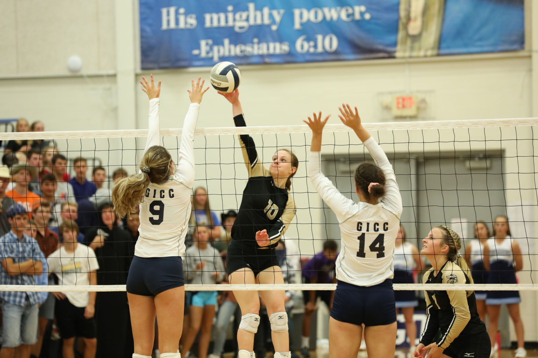 Outtakes_100419_ginwvball36_zlm.JPG